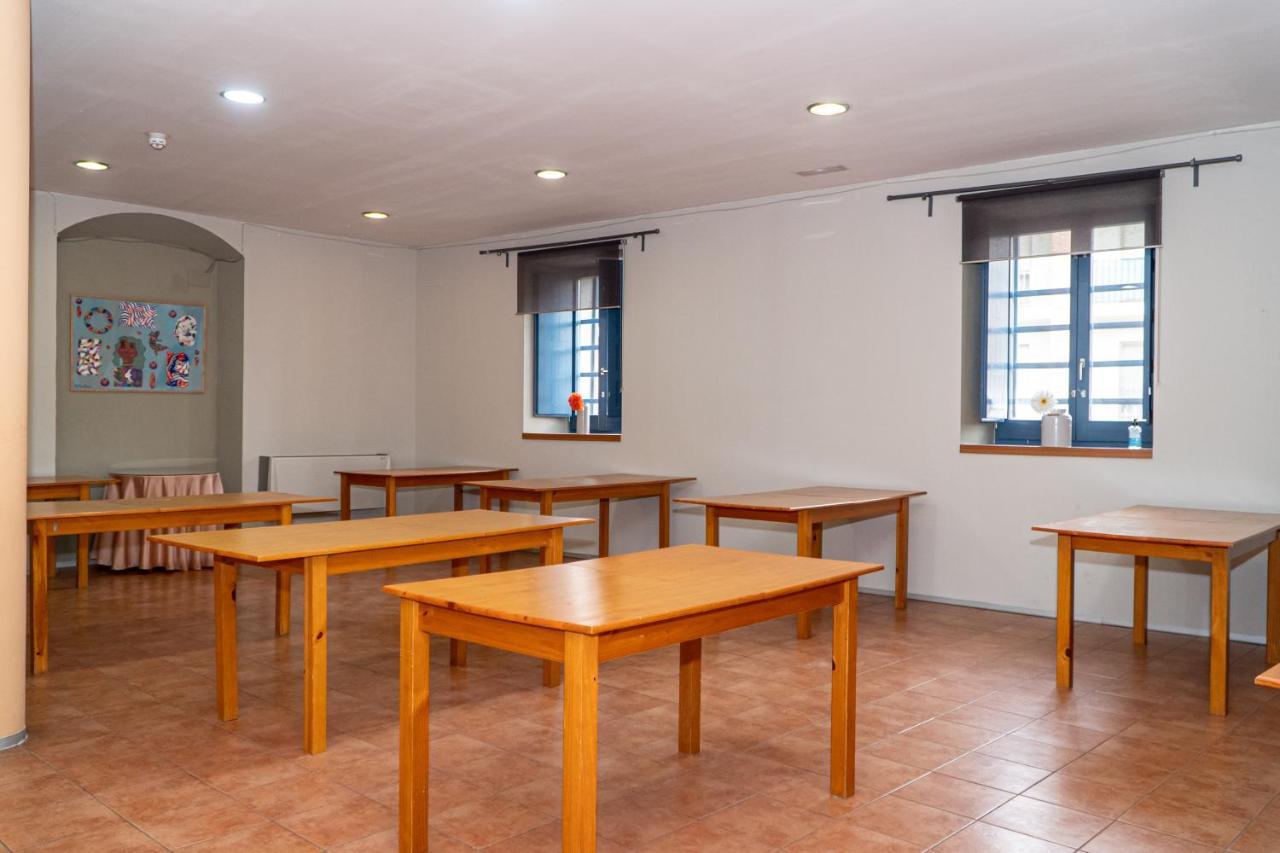 Albergue De Cuéllar Eksteriør bilde